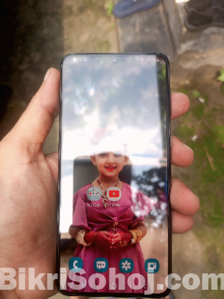 Samsung Galaxy s21 plus